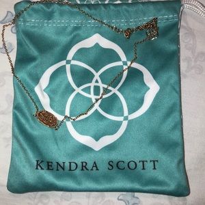 Kendra Scott necklace